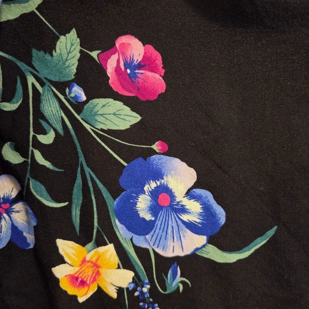 Old Navy Floral Boho Tunic Top Shirt Blouse Women's Size‎ Small V Neck Casual - Picture 4 of 8